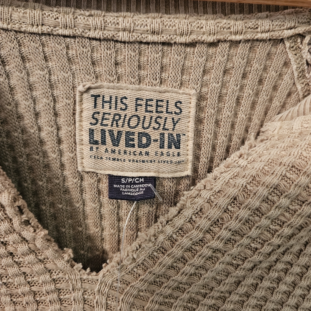 American Eagle Outfitters Women's Tan Sweater - Picture 3 of 6